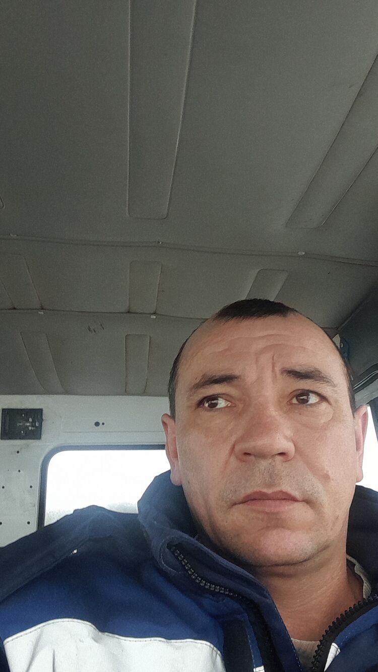  32358318  , 42 ,    