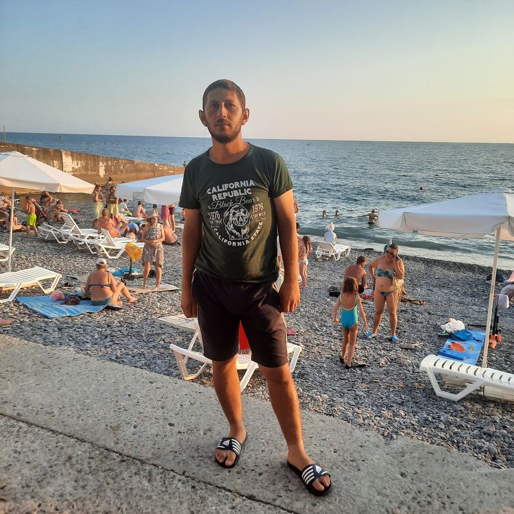  ,   Gevorg, 30 ,   ,   , c , 