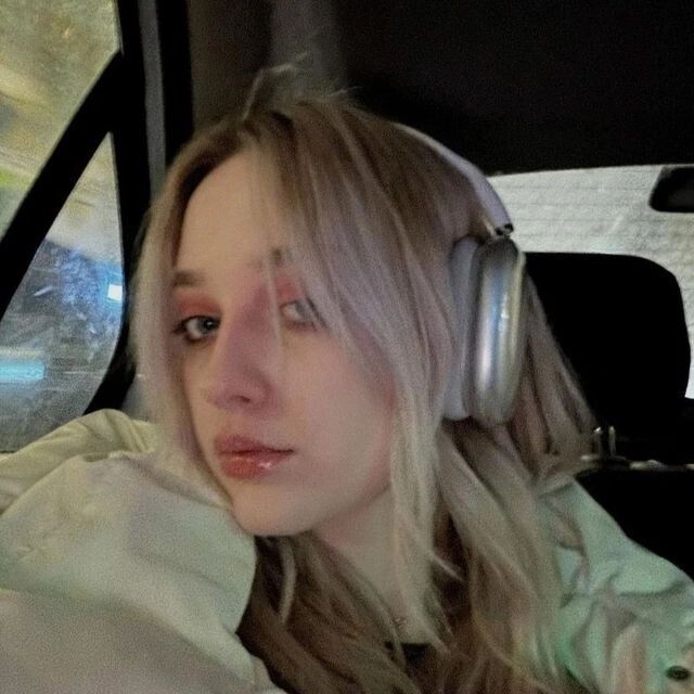  42915558  , 27 ,    