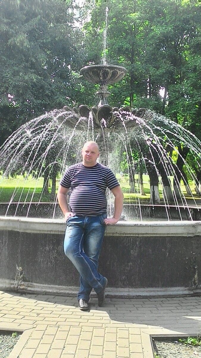  9903108  Roma, 48 ,    