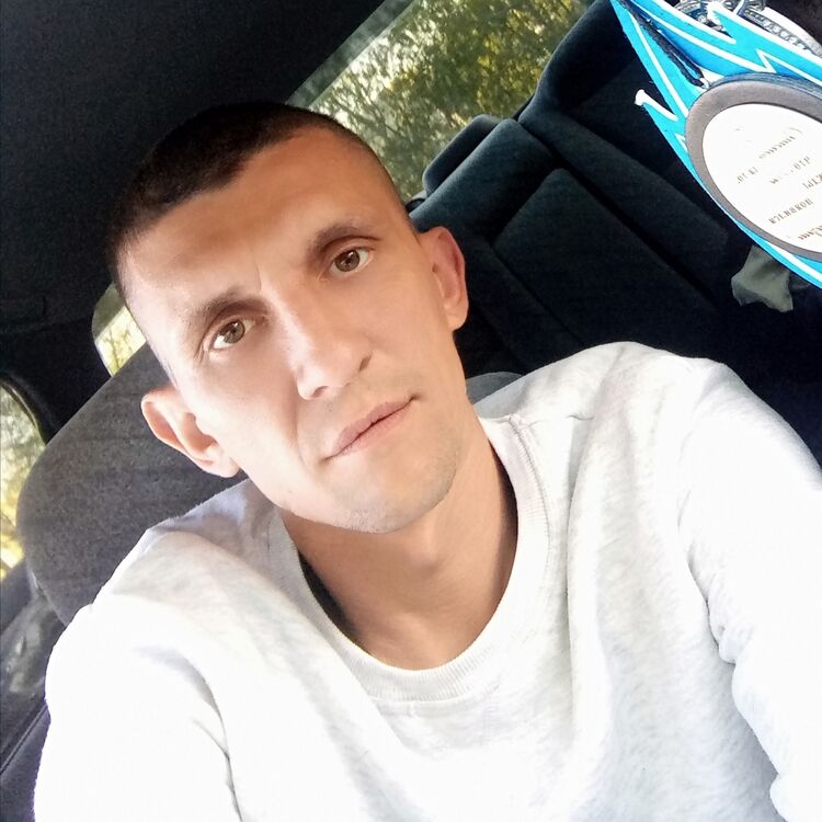  ,   Pasha, 39 ,   ,   , 