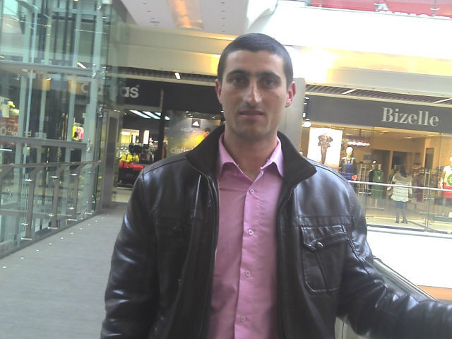  ,   Tudor, 40 ,   