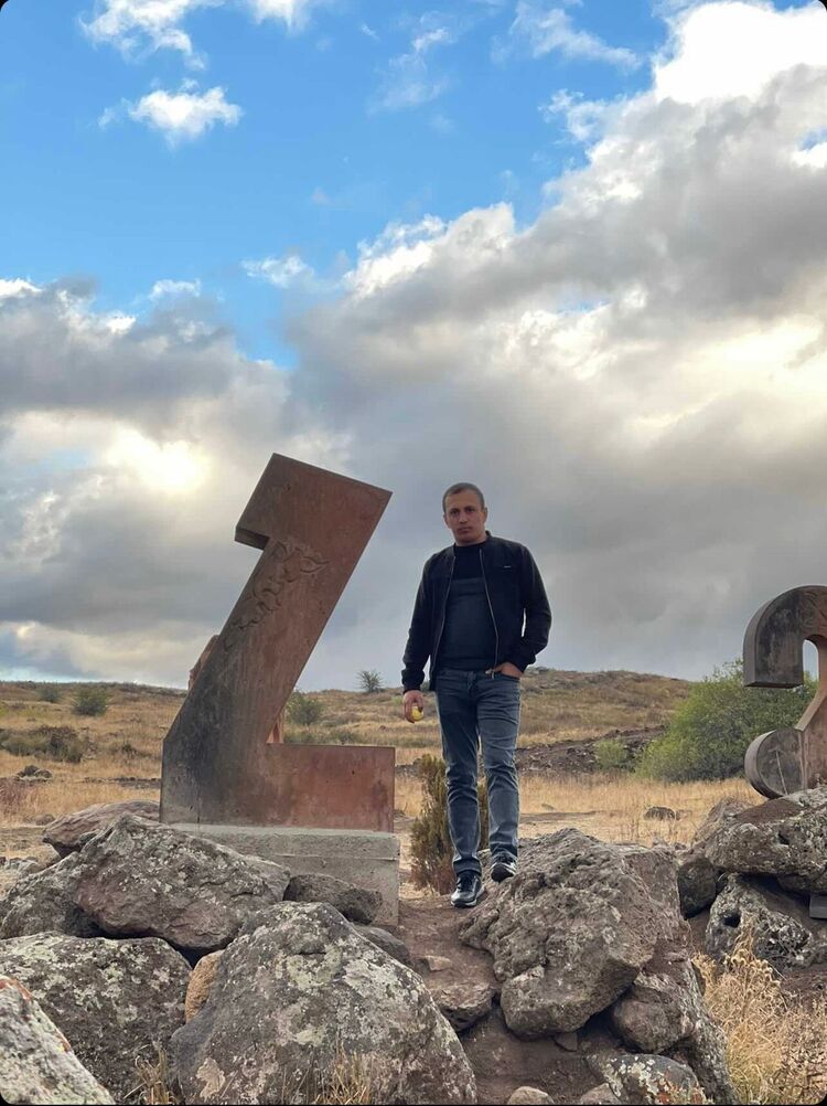 ���� 29664968 ������� Harut, 32 ����, ���� ���������� � �������