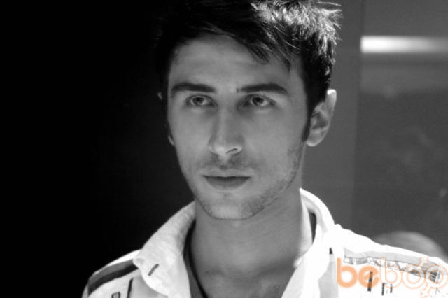  ,   Levon, 37 ,   , 