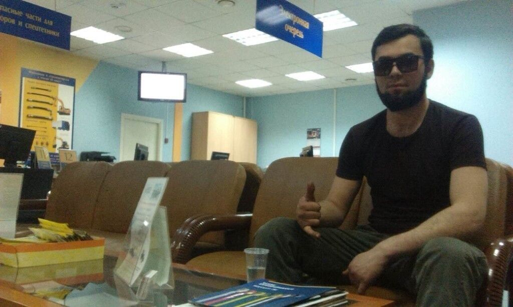  ,   Aziz, 41 ,   ,   , c 