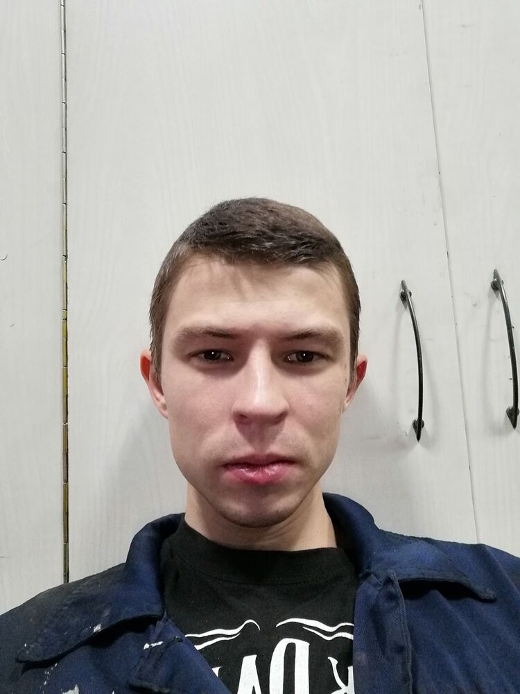  18426708  , 32 ,    