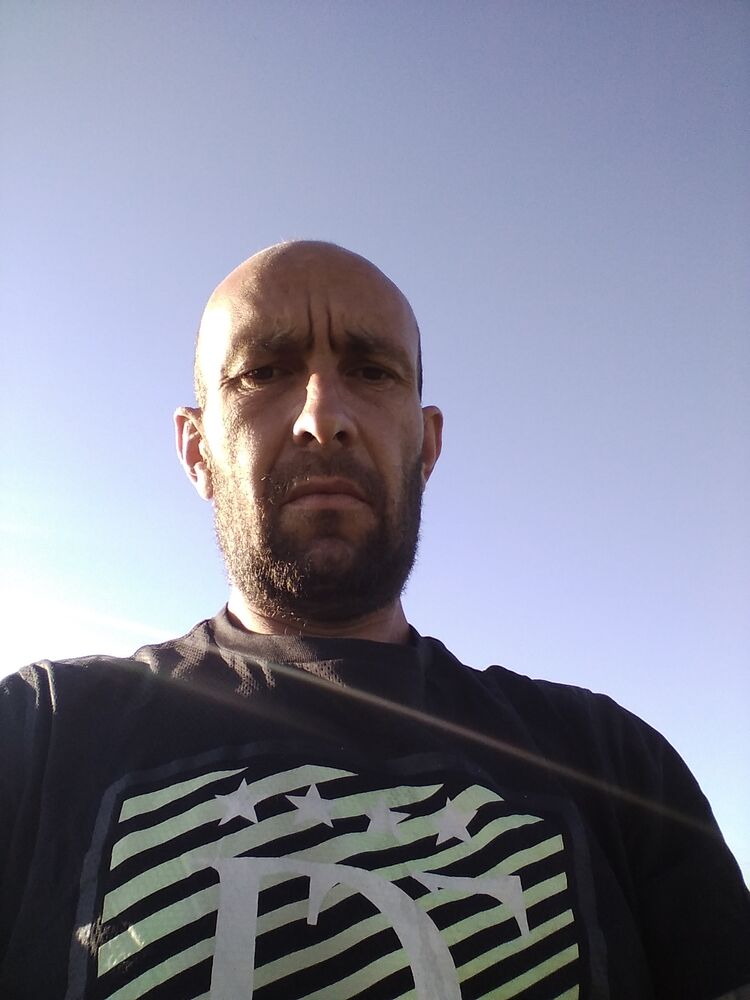  23261038  , 39 ,     
