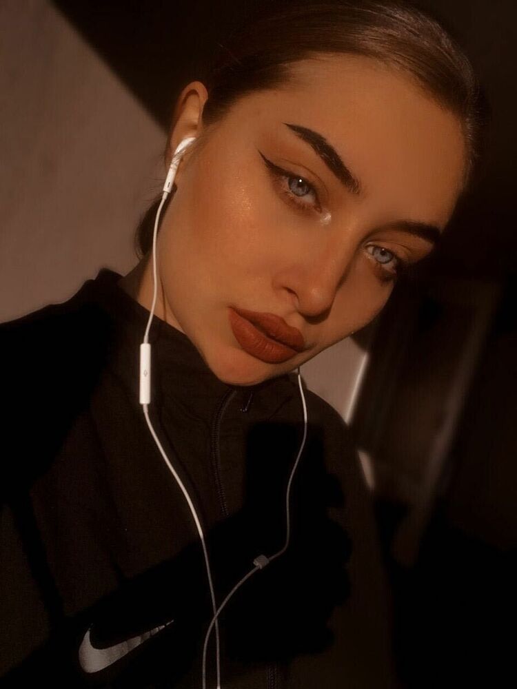  21908128  , 23 ,    