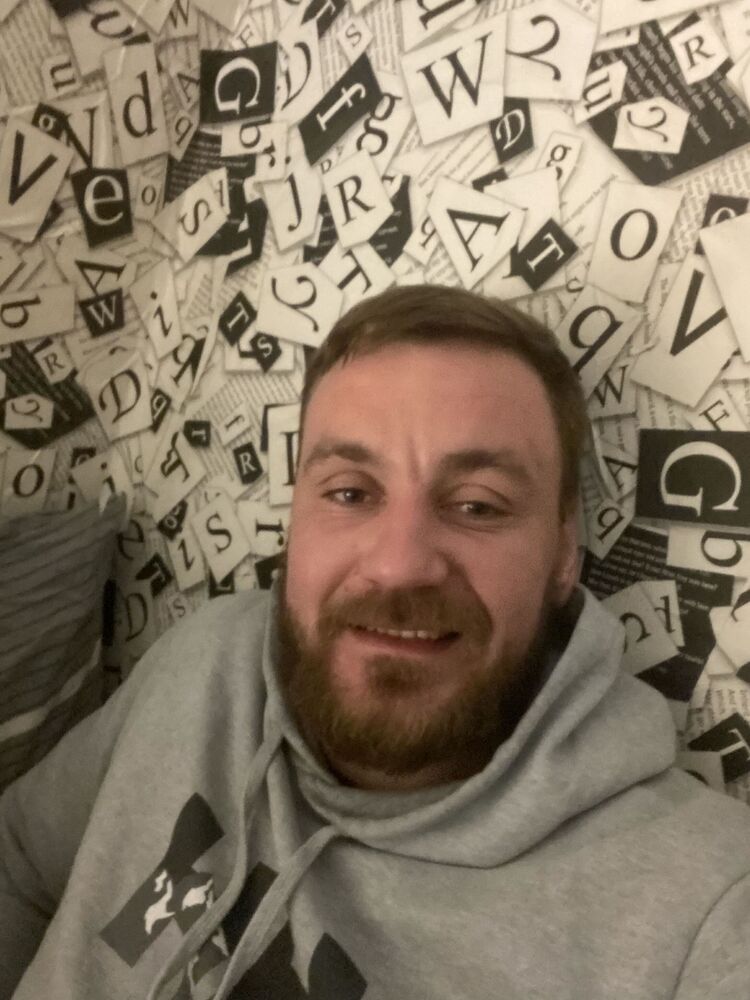  48235218  , 32 ,    