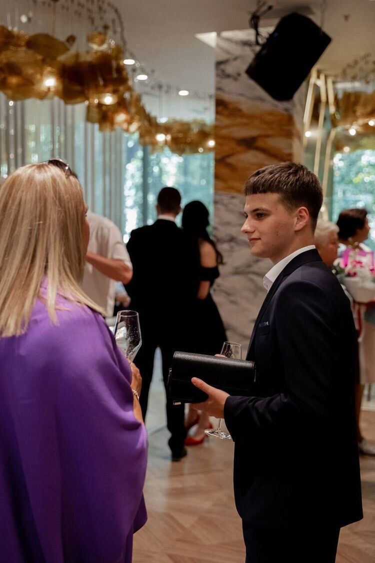 ���� 35983298 ����� ������, 21 ���, ���� ���������� � ���������