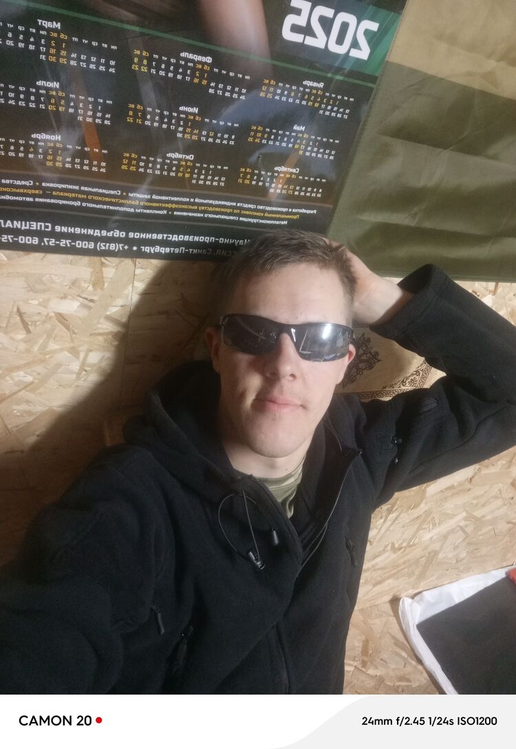  53802028  Anton, 25 ,    -