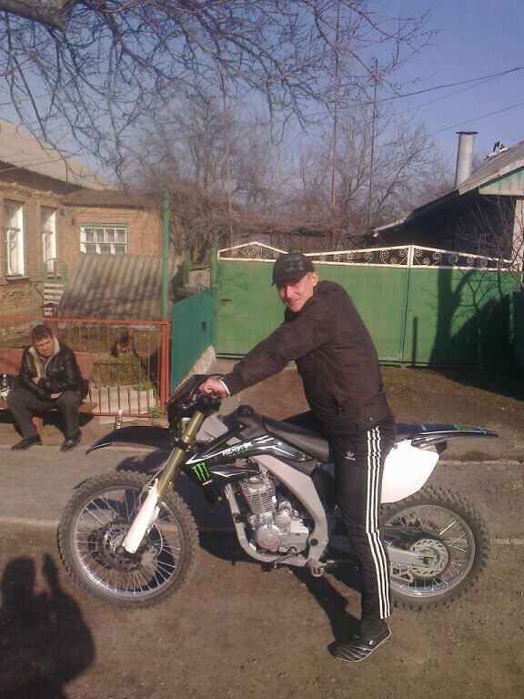  20006608  , 44 ,    
