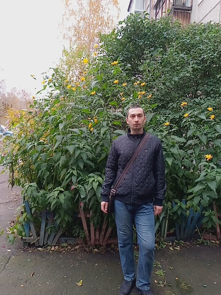  46473348  , 37 ,    