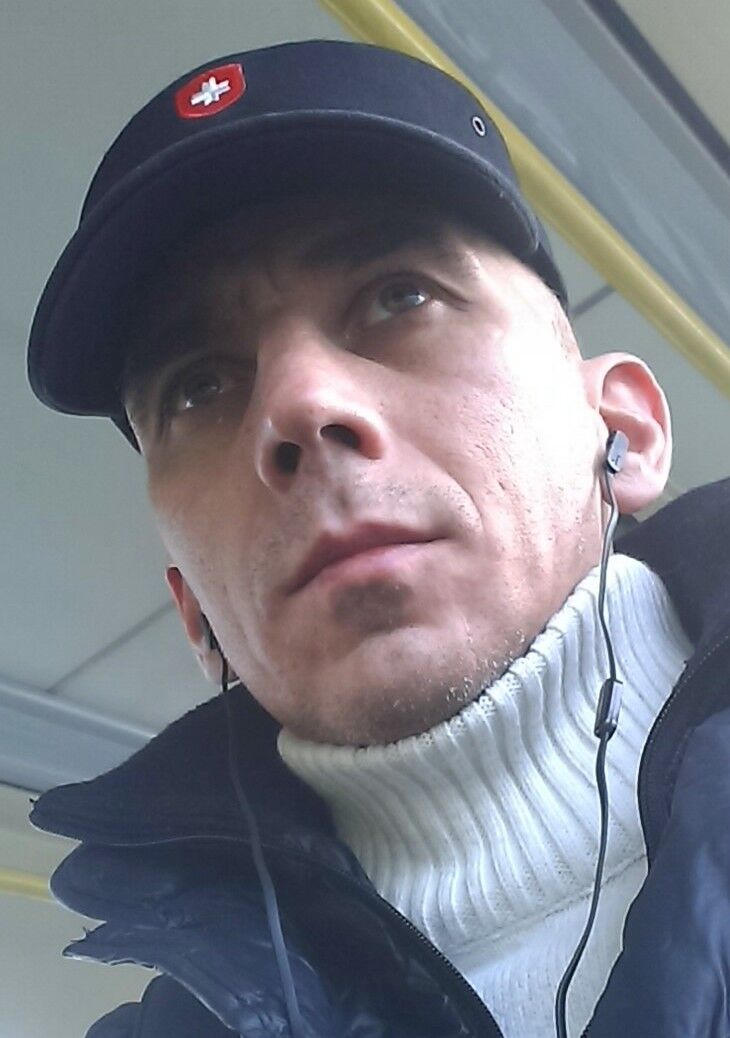  4140608  Alex, 55 ,    