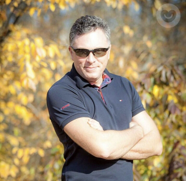  ,   Max, 47 ,   ,   , 