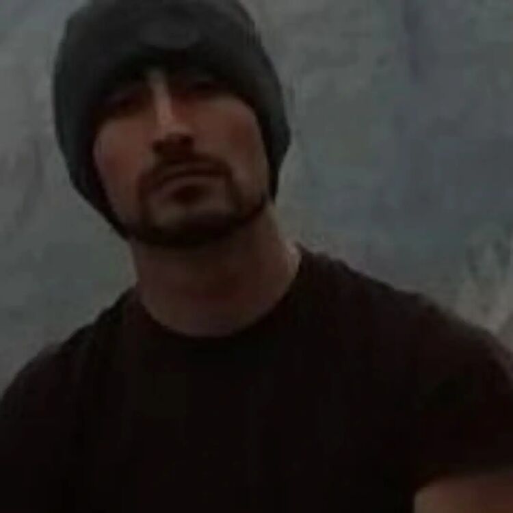  54629538  Murad, 20 ,    