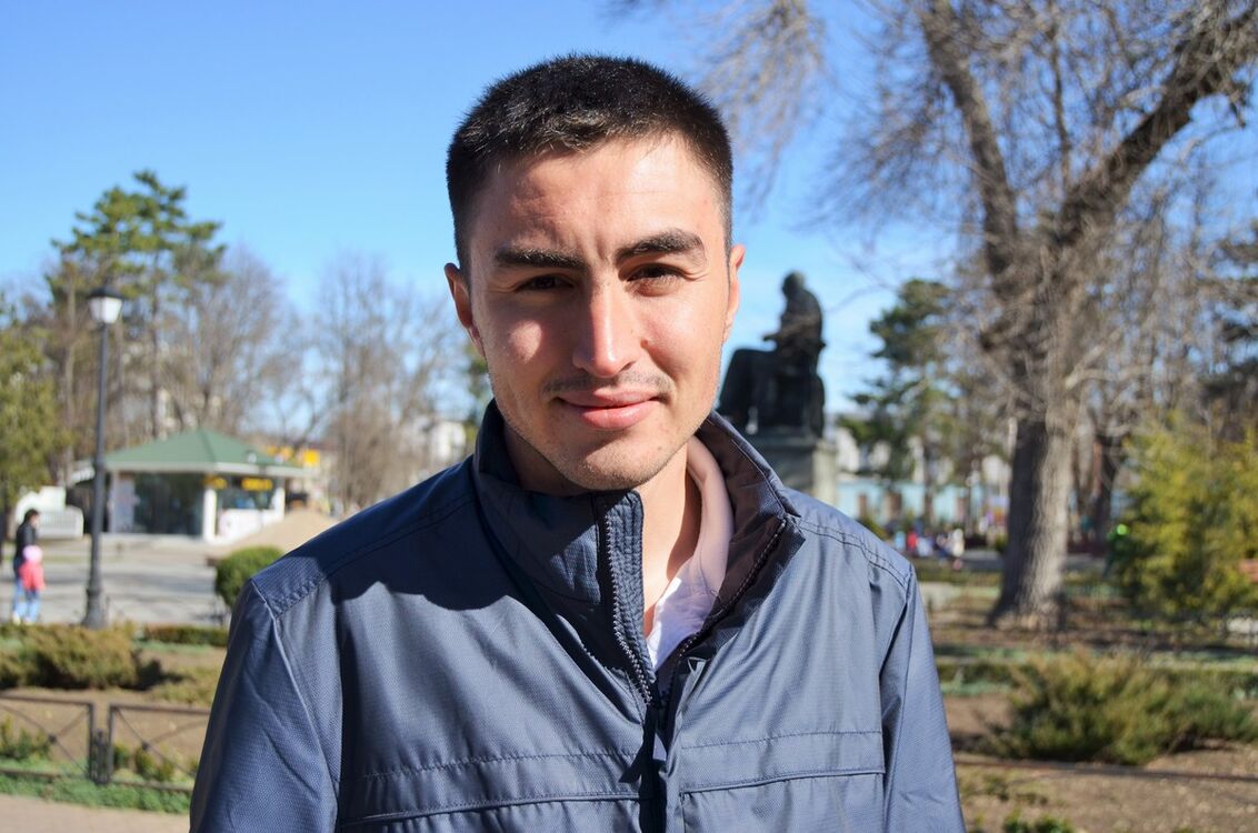  ,   Sebastian, 33 ,   ,   , c 