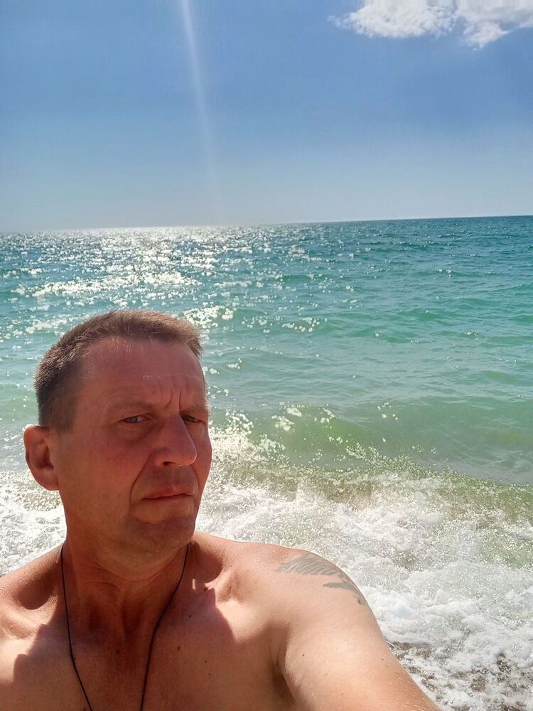  ,   Eidyard, 51 ,   ,   