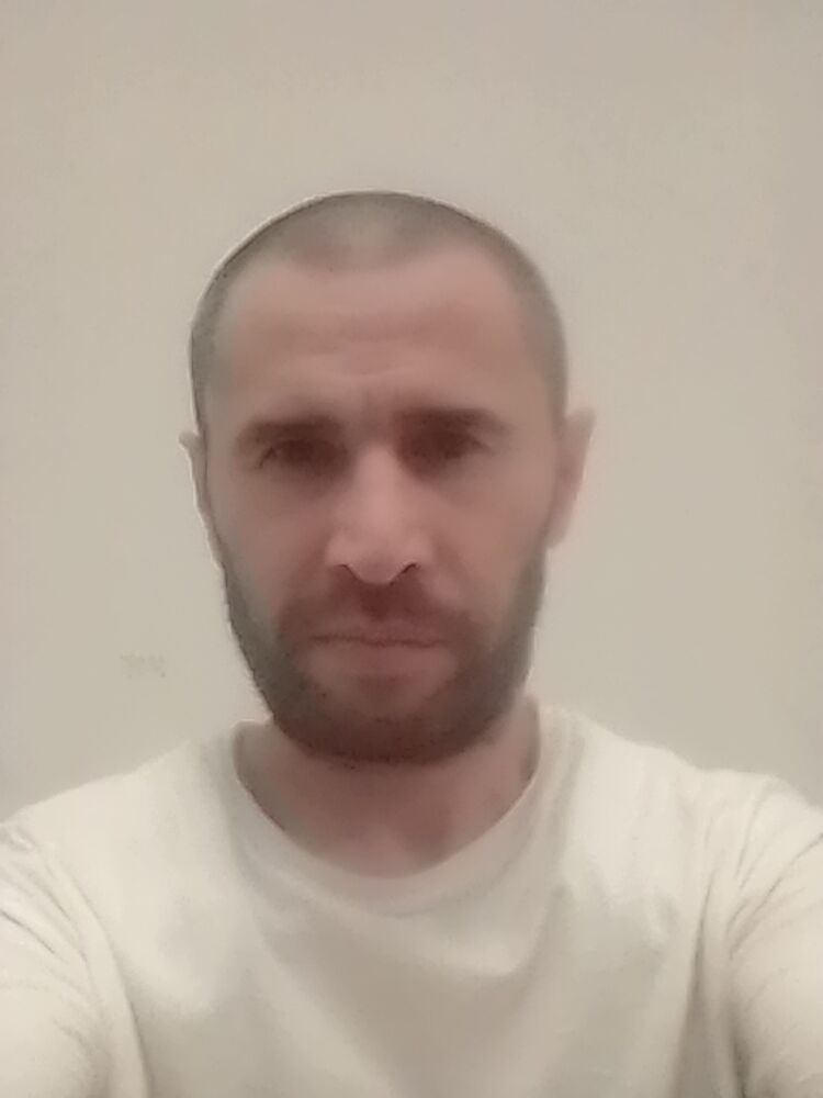  43476188  Ibragim, 41 ,    Illingen