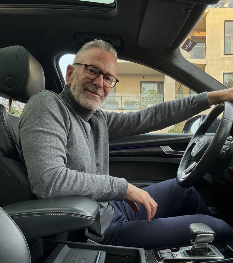  48220568  Craig, 49 ,    Frankfurt Am Main