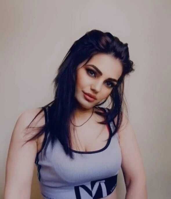  51230458  Narine, 41 ,    