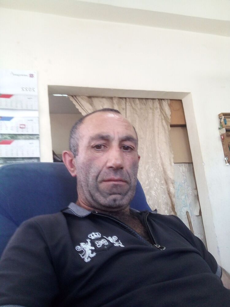  29813328  , 46 ,    