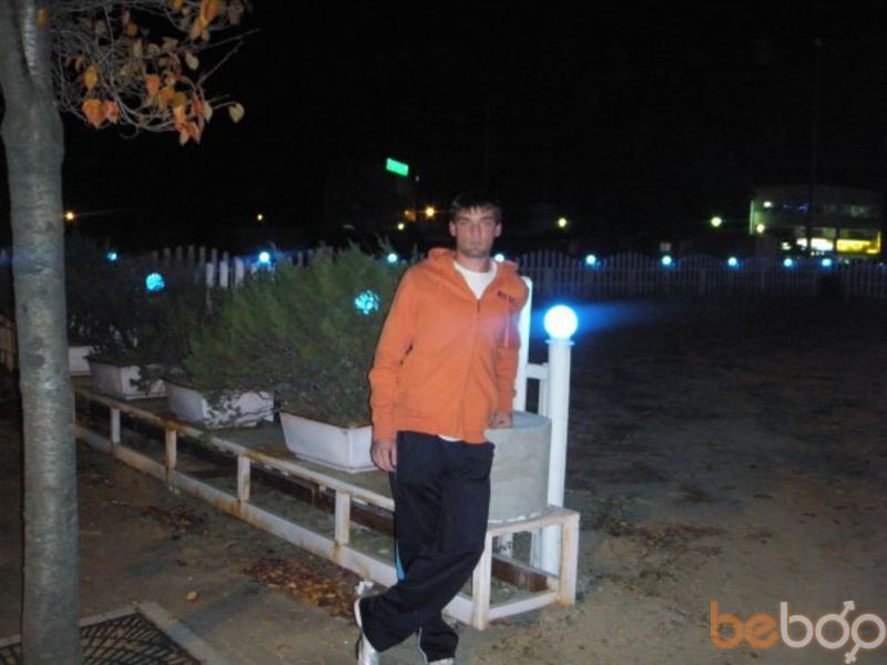  ,   Alex, 36 ,  