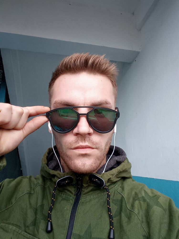  ,   Levsha, 33 ,   ,   , c 