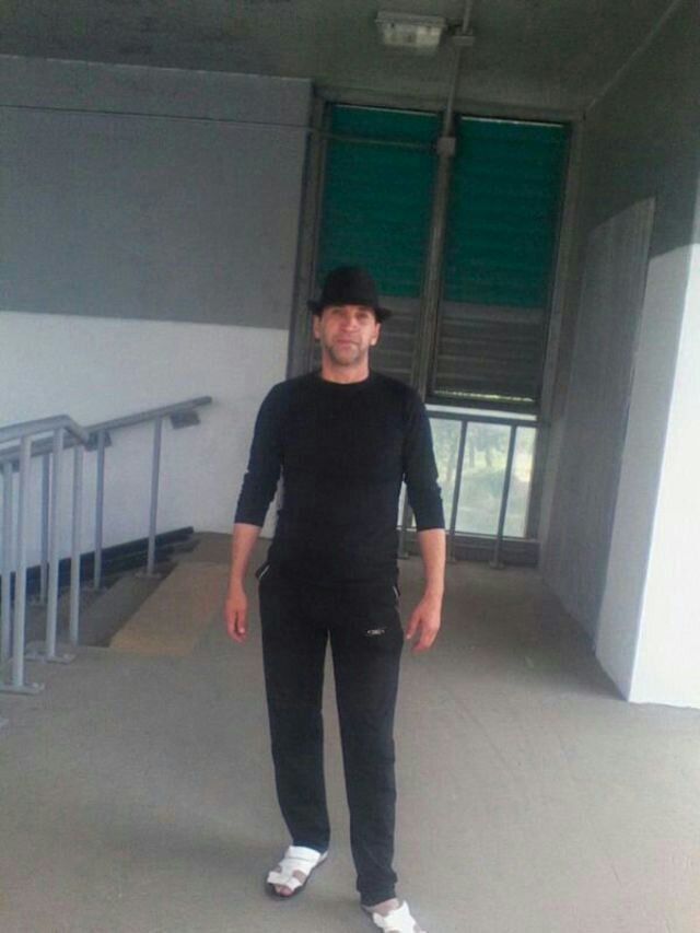  18055018  , 48 ,    