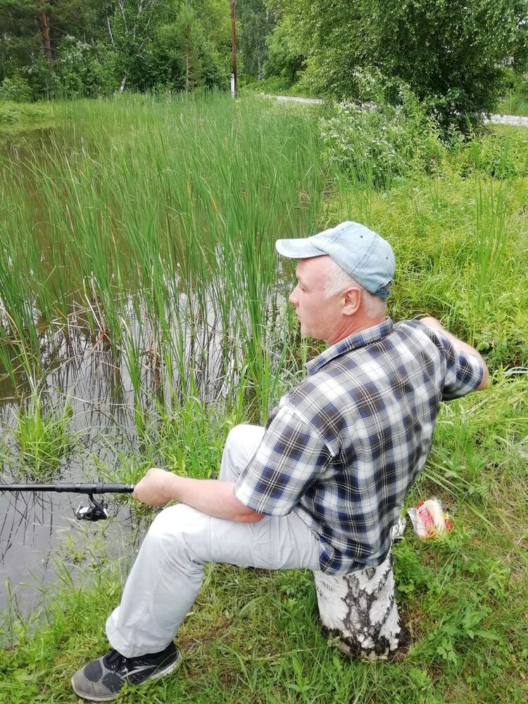  17175438  Andrey, 60 ,    