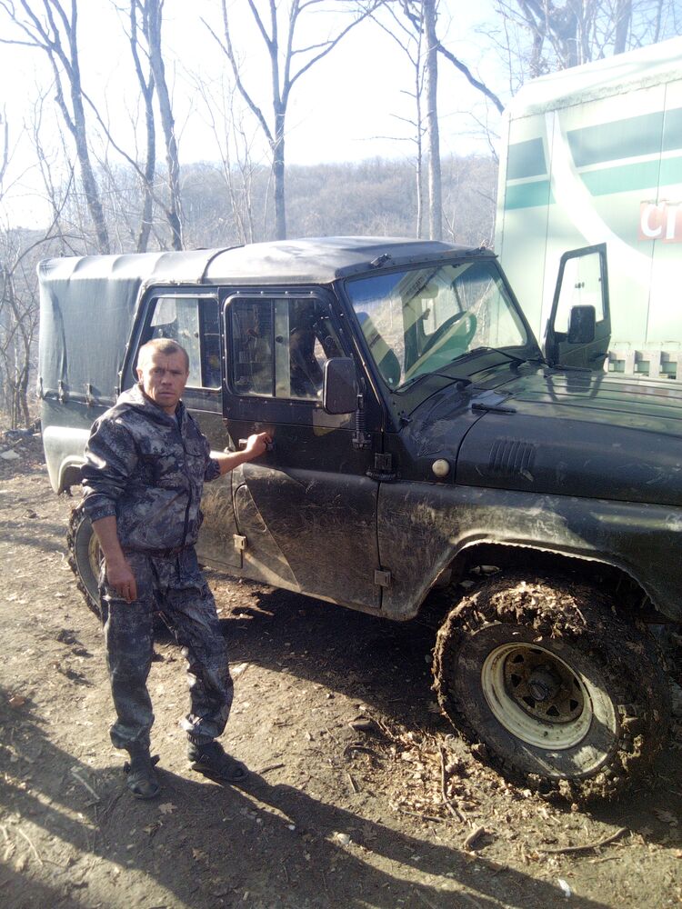  25166218  , 46 ,    