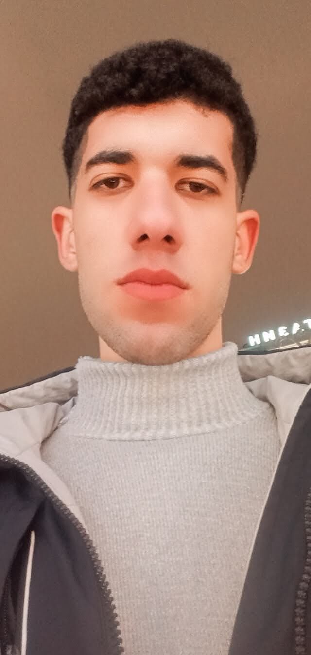  50412588  , 31 ,    