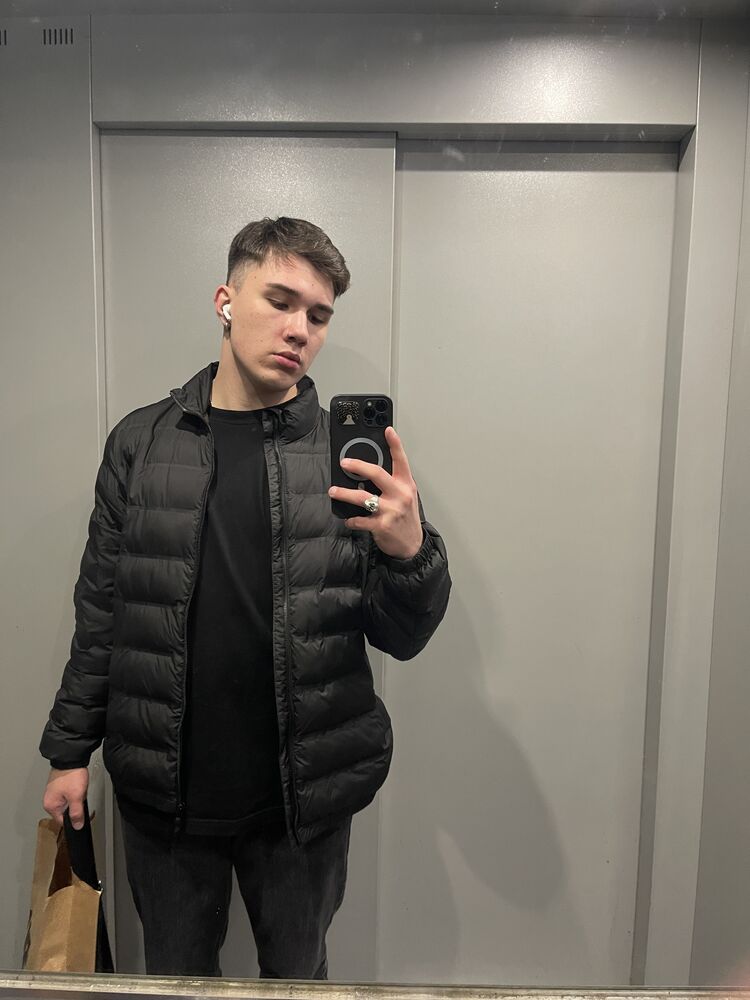  43831608  , 22 ,    -