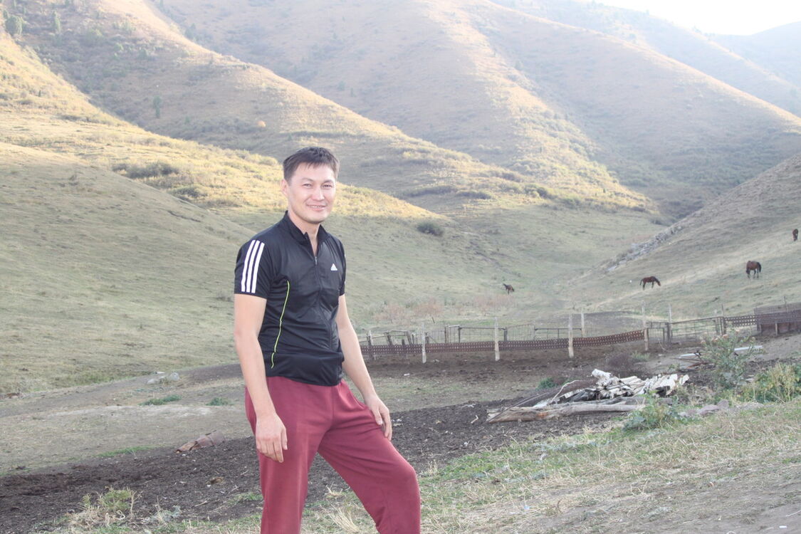  ,   Anvar, 44 ,   ,   , c 