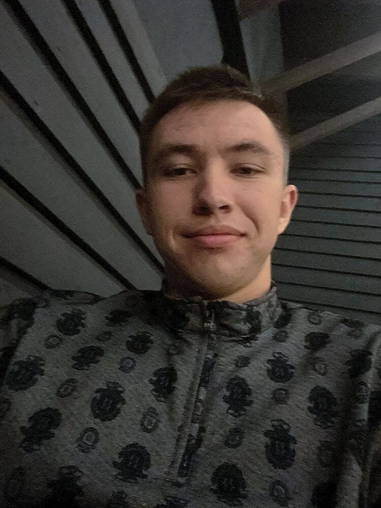  44193988  , 23 ,    