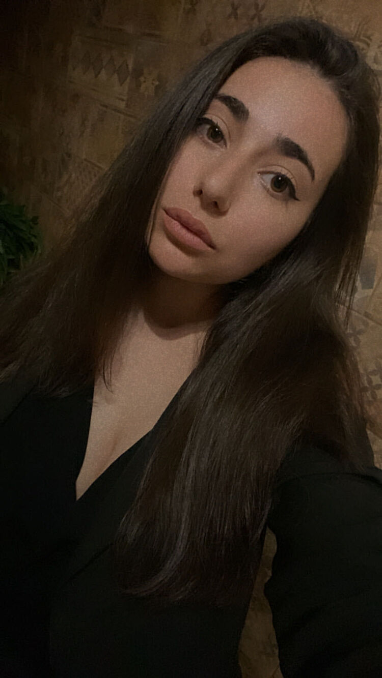 46004638  , 26 ,    