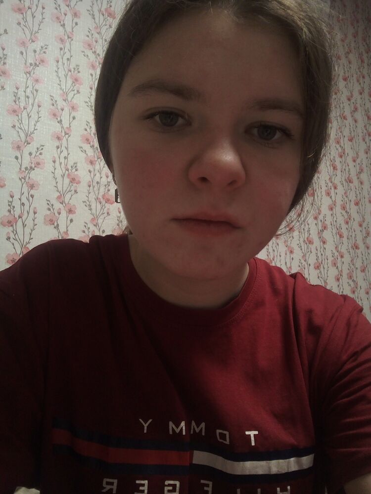  ,   Ekaterina, 21 ,   