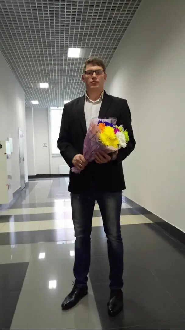  37123468   , 39 ,    -