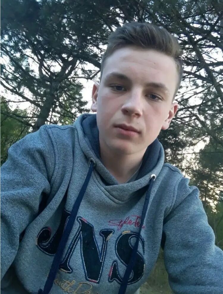 ���� 42297908 ����� �����, 22 ����, ���� ���������� � ���