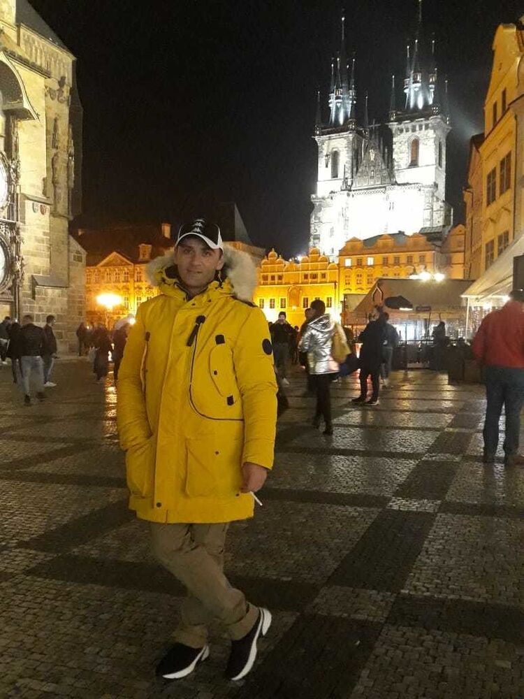  Langenhagen,   Aleks, 36 ,   ,   , c 