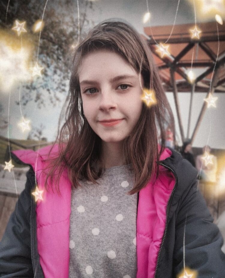  ,   Alina, 21 ,   ,   