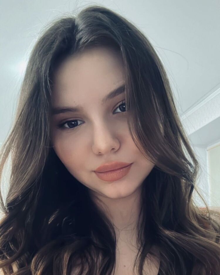  --,   , 24 ,     , c 