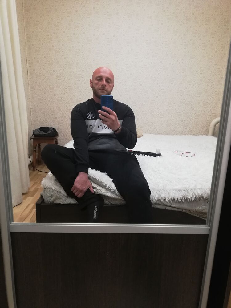  28373028  David, 36 ,    