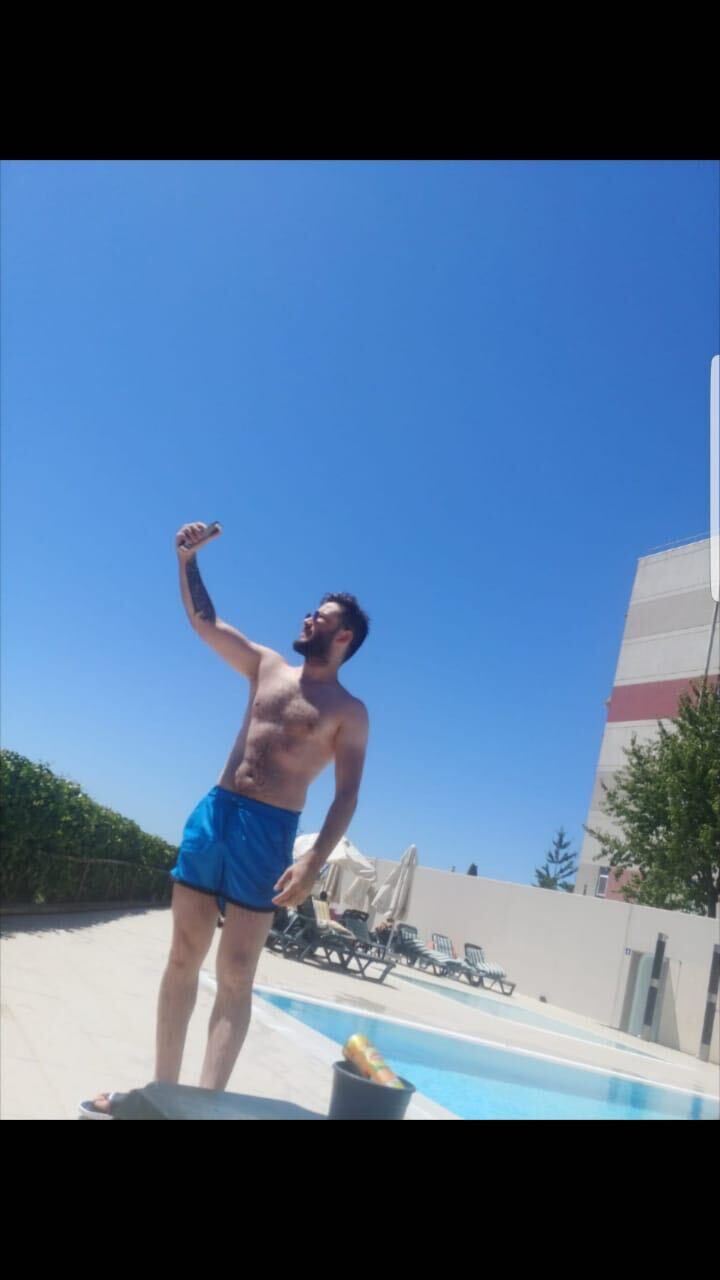  47067098   , 33 ,    