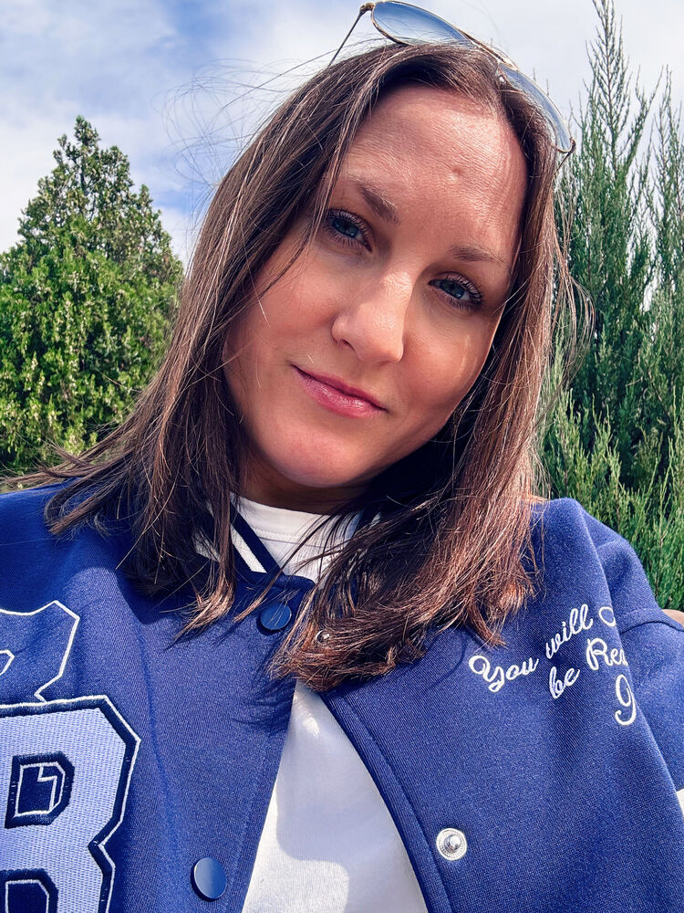  54121548  Anna, 39 ,    