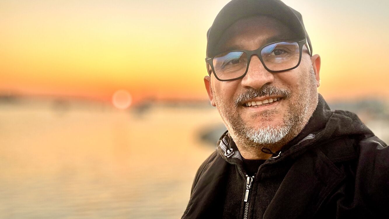  ,   Sam, 48 ,   ,   