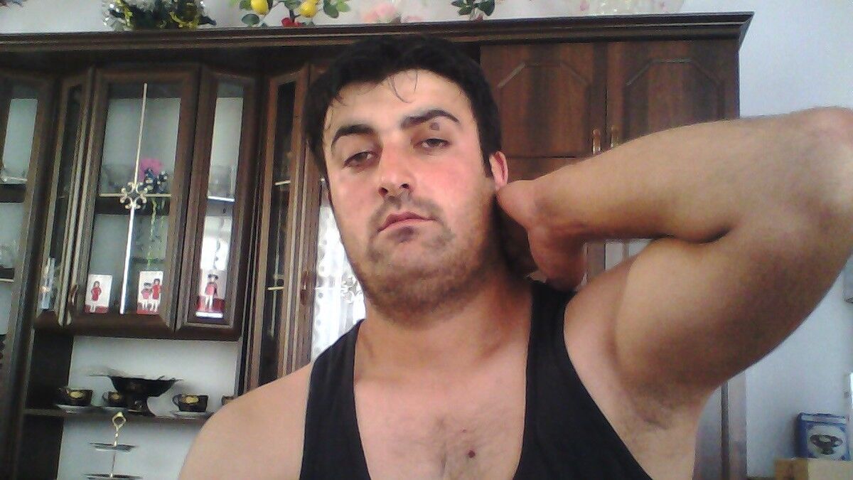  5658178  Asiman, 37 ,    
