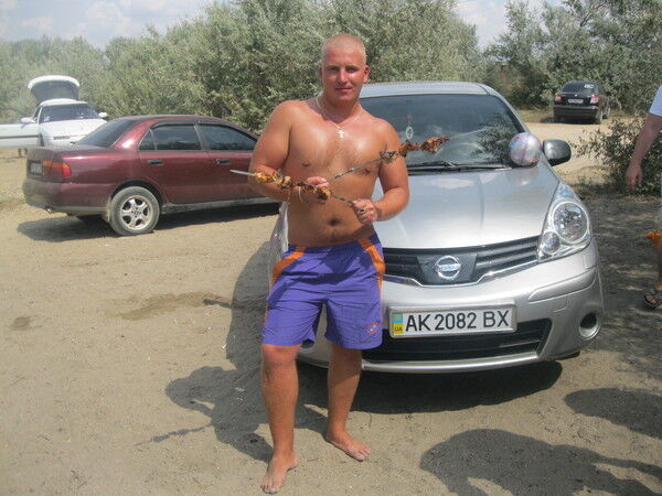  ,   RUSLAN, 38 ,   