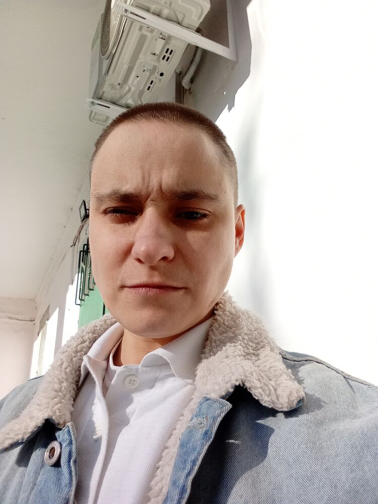  48858838  , 28 ,    