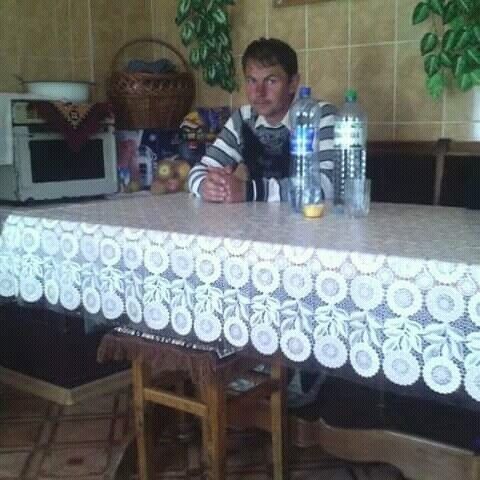 15379288  Gyula, 56 ,    